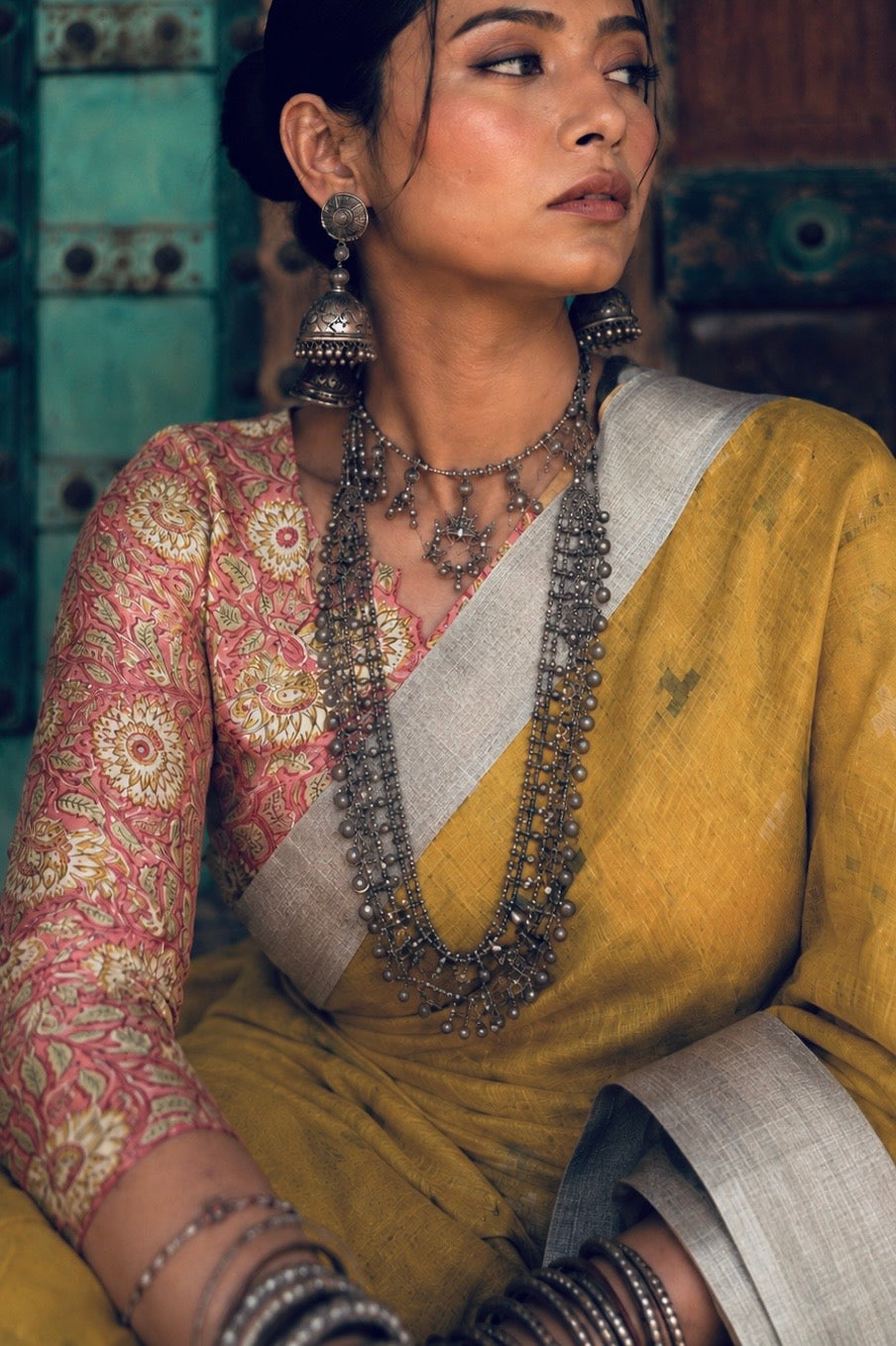 Peeli Dhoop